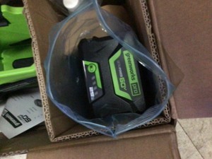 Greenworks PRO 16 in. 60V Battery Cordless Chainsaw with 2.5 Ah Battery and Charger