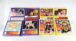 lot 142 image: Case of 12 Assorted Vintage According To Hoyle Medallion Series 550 and 250 Piece Puzzles
