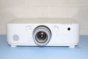 lot 5 image: NEC PA571W 5700-Lumen Widescreen Advanced Professional Installation Projector  Projection System