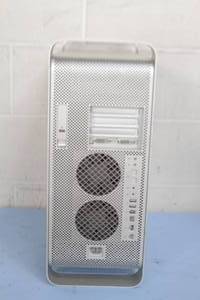 lot 40 image: Apple Power Mac G5 - Model A1047 - Tower Computer