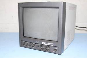 lot 80 image: JVC TM-910SU Professional Broadcast Retro Gaming Color Video Monitor