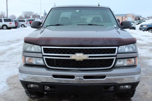lot 26 image: 2007 Chevrolet Silverado 1500HD Classic LT1 4x4 Crew Cab