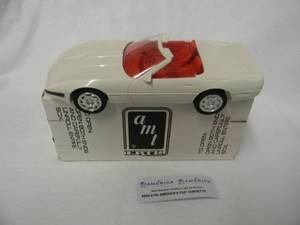 NEW IN BOX - AMTERTL 125 Scale AMERICAS CUP CHEVROLET CORVETTE (ARTIC WHITERED INTERIOR) Promo Car Model - GREAT PIECE - SEE PICTURES