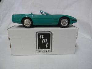 NEW IN BOX - AMTERTL 125 Scale LIMITED EDITION 1991 CHEVROLET CORVETTE CONVERTIBLE (TURQUOISE METALLIC) Promo Car Model - GREAT PIECE - SEE PICTURES