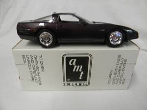 NEW IN BOX - AMTERTL 125 Scale 40TH ANNIVERSARY 1993 CHEVROLET CORVETTE ZR-1 (RUBY RED METALLIC) Promo Car Model - GREAT PIECE - SEE PICTURES