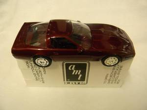 NEW IN BOX - AMTERTL 125 Scale 40TH ANNIVERSARY 1993 CHEVROLET CORVETTE ZR-1 (RUBY RED METALLIC) Promo Car Model - GREAT PIECE - SEE PICTURES