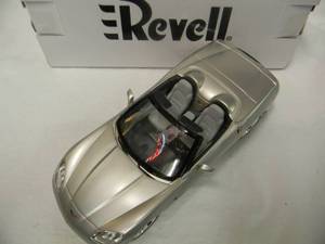 NEW IN BOX - AMTERTL 125 Scale 2005 CHEVROLET CORVETTE CONVERTIBLE (SILVER) Promo Car Model - GREAT PIECE - SEE PICTURES