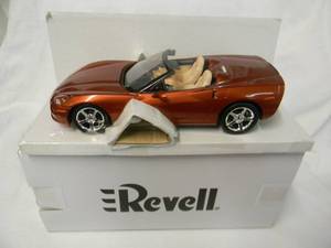 NEW IN BOX - AMTERTL 125 Scale 2005 CHEVROLET CORVETTE CONVERTIBLE (ORANGE) Promo Car Model - GREAT PIECE - SEE PICTURES