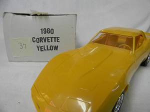 NEW IN BOX - AMTERTL 125 Scale 1980 CHEVROLET CORVETTE (YELLOW) Promo Car Model - GREAT PIECE - SEE PICTURES