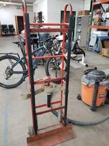lot 310 image: Appliance Dolly 2-wheel