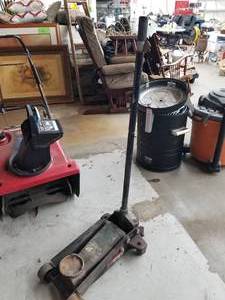 lot 313 image: Craftsman 3-Ton Hydraulic Floor Jack