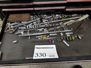 lot 330 image: Lot of  Sockets