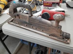 lot 343 image: Baxter Air Straight Line Sander