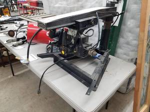 lot 357 image: Craftsman Rip Saw