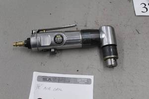 lot 367 image: Central Pneumatic 38 Reversible Air Angle Drill