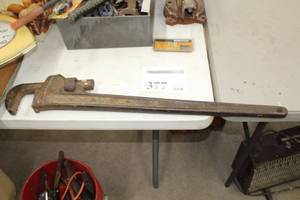 lot 377 image: Ridgid 36 Pipe Wrench
