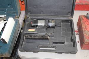lot 383 image: Craftsman 836.272350 9.6V Stapler, Battery, Case