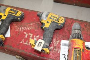 lot 385 image: DeWalt DCF885 14 20V Impact Driver