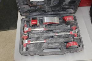 lot 394 image: Maddox Body Repair Work Hand Tools, Case