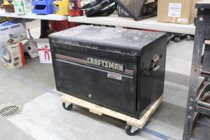 lot 308 image: Craftsman Tool Chest