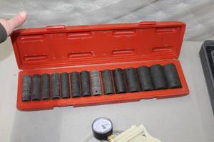 lot 408 image: Impact Socket Set 14-piece, Plastic Case
