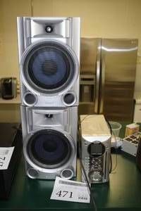 lot 471 image: Memorex Micro System PLL AMFM with Vertical Slot-In CD Player Stereo System with (2) Sony 6-ohm Stereo Bookcase Speakers SS-EC55S