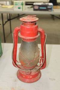 lot 484 image: Oil Lantern