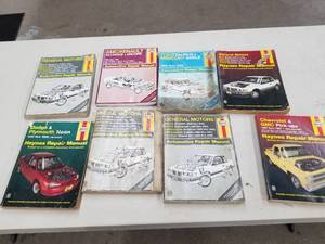 lot 585 image: Lot of (8) Auto Repair Manuals