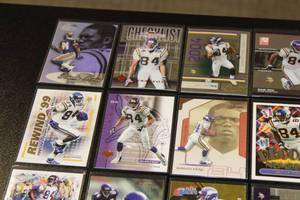 lot 21 image: Randy Moss Minnesota Vikings Football Card Lot  24 Different Cards