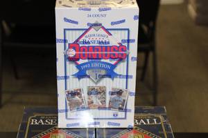 lot 53 image: 1992 & 1993 Donruss Baseball Series 1 Hobby Box Lot  5 Boxes