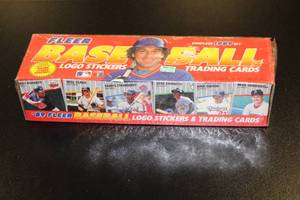 lot 59 image: 1989 Fleer Baseball Factory Sealed Complete Set  Ken Griffey Jr. Rookie