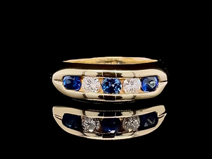 Beautiful 1.05ctw Fine Blue Sapphire & Diamond Channel Estate Ring in 14k Yellow Gold