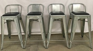 lot 2 image: Set of 4 Bar Stools