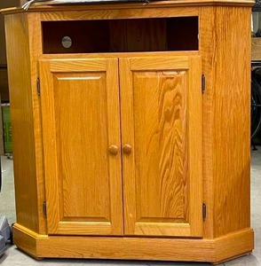 lot 32 image: Corner Entertainment Center, Wooden