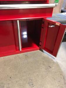 Husky Ready-to-Assemble 23-Gauge Steel 1-Drawer 2-Door Garage Base Cabinet in Red (28 in. W x 33 in. H x 18 in. D) slight damage open box customer return see pictures