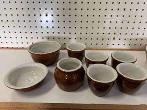 Lot of Hull Cups & Bowls