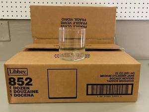 lot 22 image: Lot of 24 Libbey 22 oz Clear Cylinder Jars