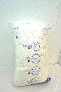 lot 49 image: queen comforter