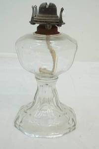 lot 4 image: oil lamp