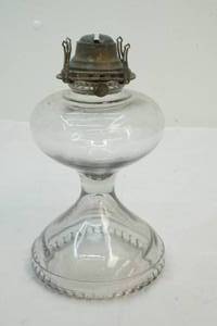lot 6 image: oil lamp