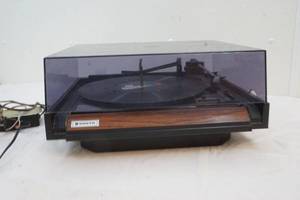 lot 148 image: record player