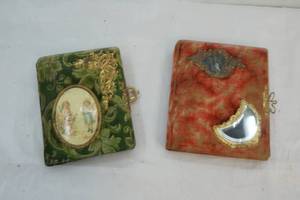 lot 176 image: Vintage photo albums