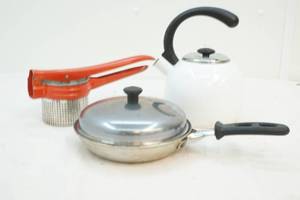 lot 189 image: Kitchenware