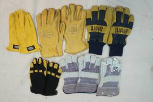 lot 242 image: work gloves