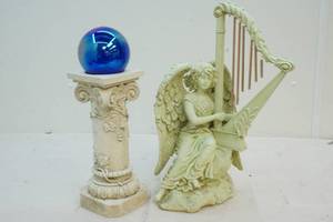 lot 250 image: outdoor decor