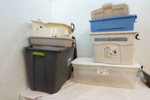 lot 265 image: storage bins