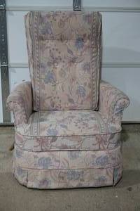 lot 273 image: reclining chair