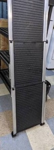 lot 18 image: Portable Pet Ramp