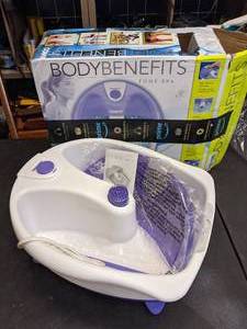 lot 61 image: Conair Body Benefits Foot Spa
