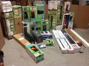 Lot of Assorted Mailboxes Customer Returns See Pictures